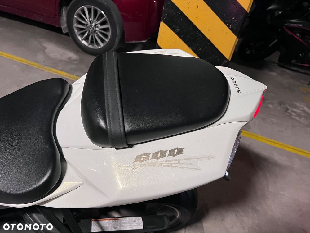 Suzuki GSX-R - 11