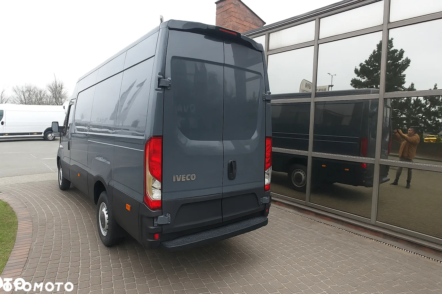 Iveco Furgon 35S16A8V 12m3 AUTOMAT - 8