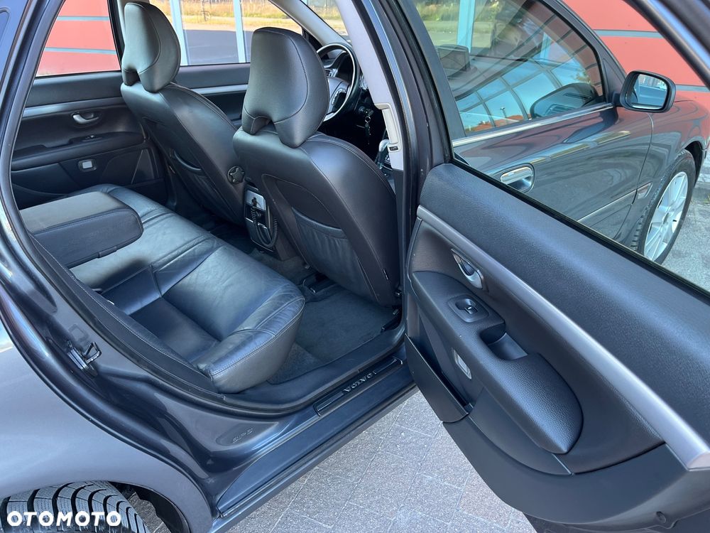 Volvo S80 2.4D Executive - 29