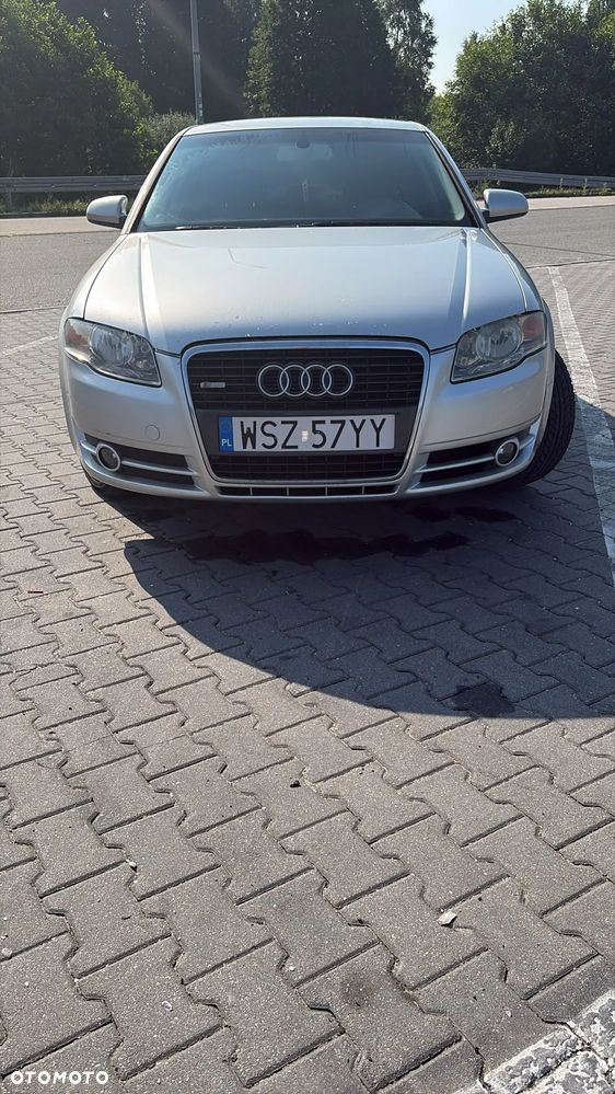 Audi A4 Limousine - 6