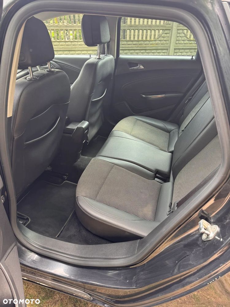 Opel Astra 1.7 CDTI - 11