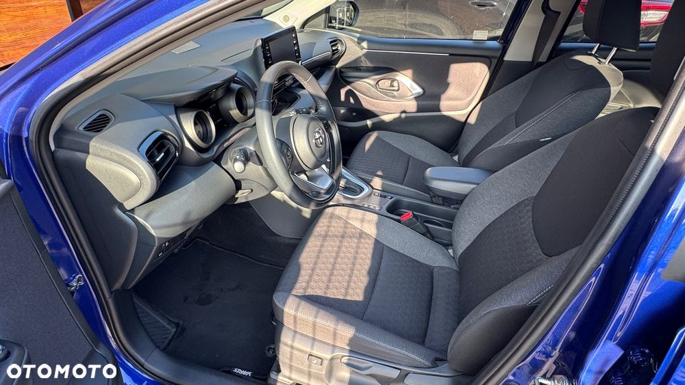 Toyota Yaris - 11