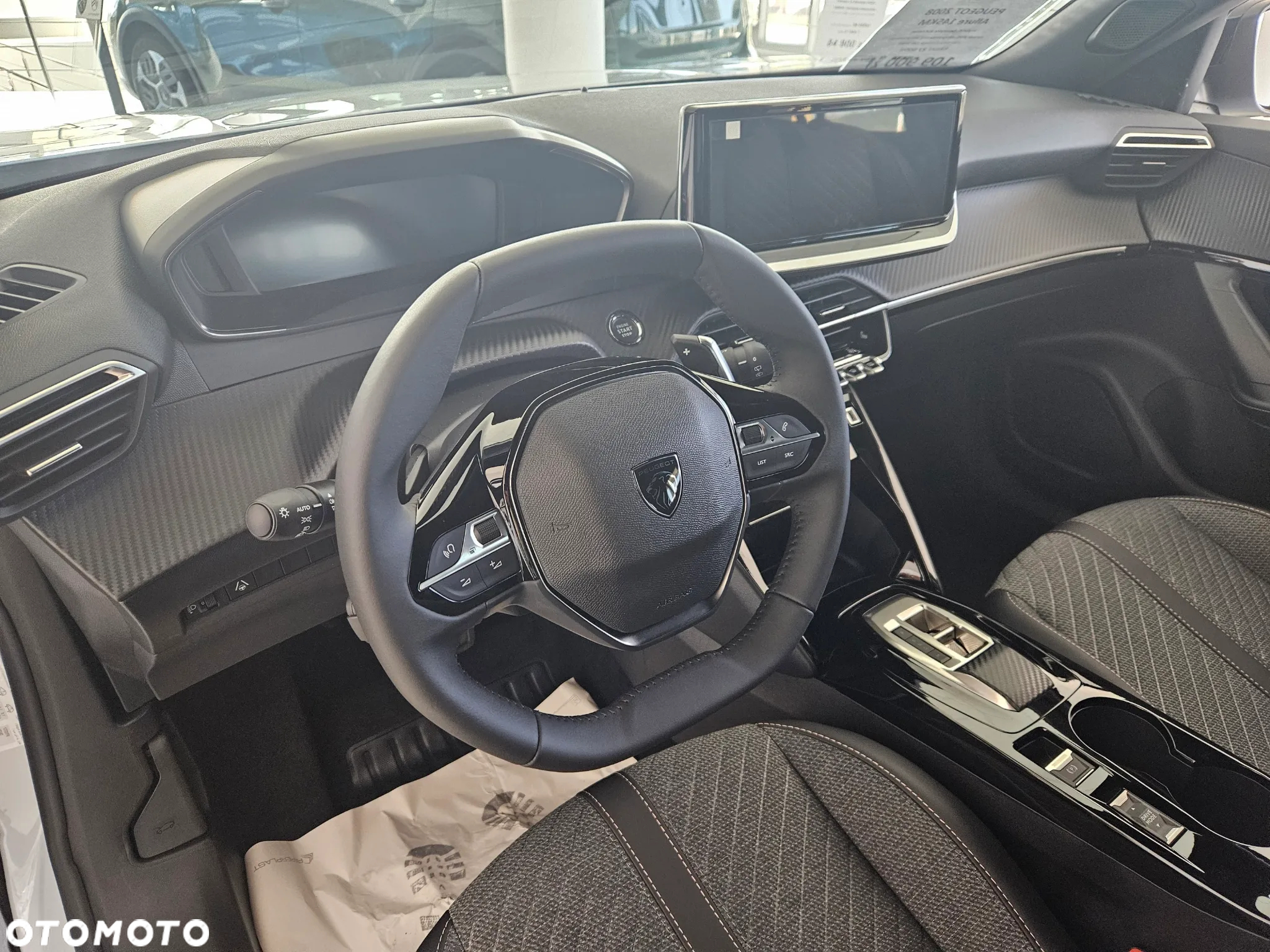 Peugeot 2008 PureTech mHEV Allure e-DCS6 - 11