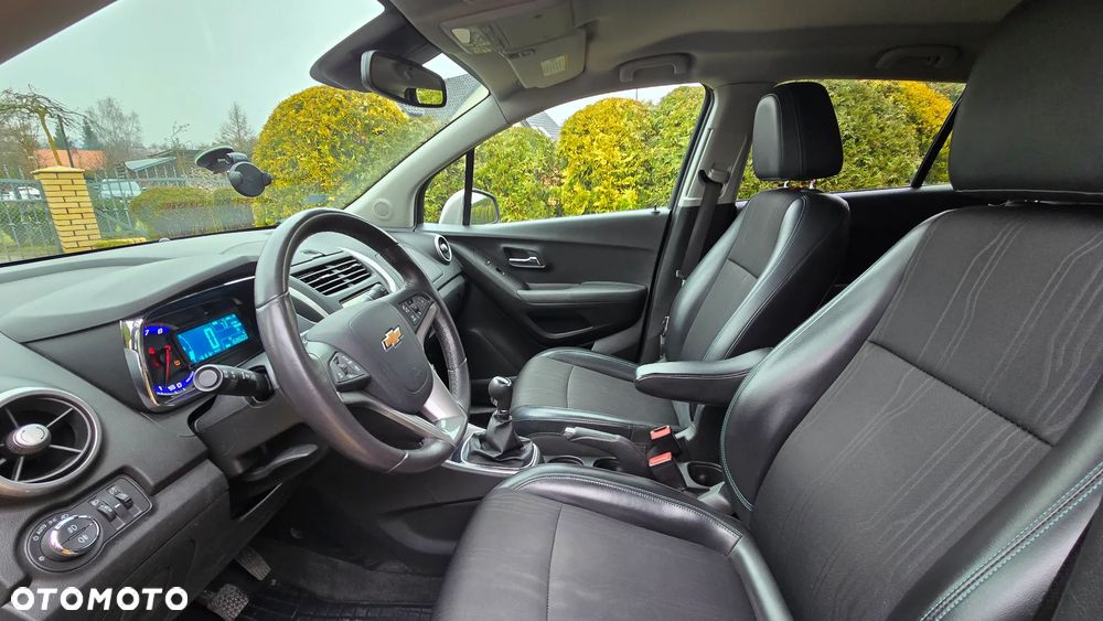 Chevrolet Trax 1.6 LT - 25