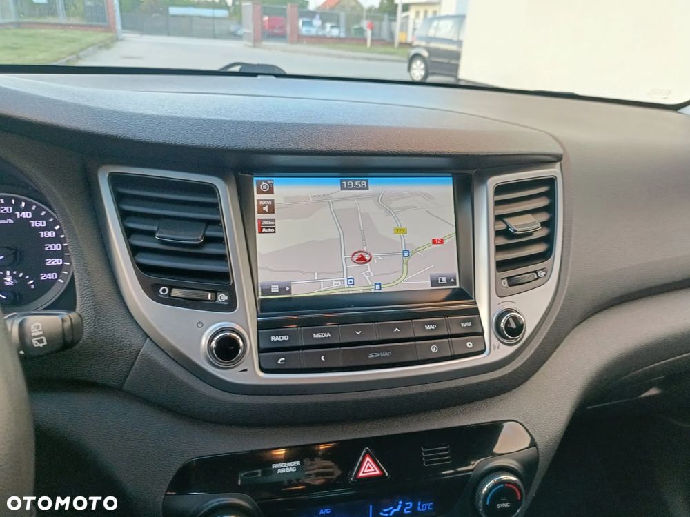 Hyundai Tucson blue 1.7 CRDi 2WD Passion Plus - 19