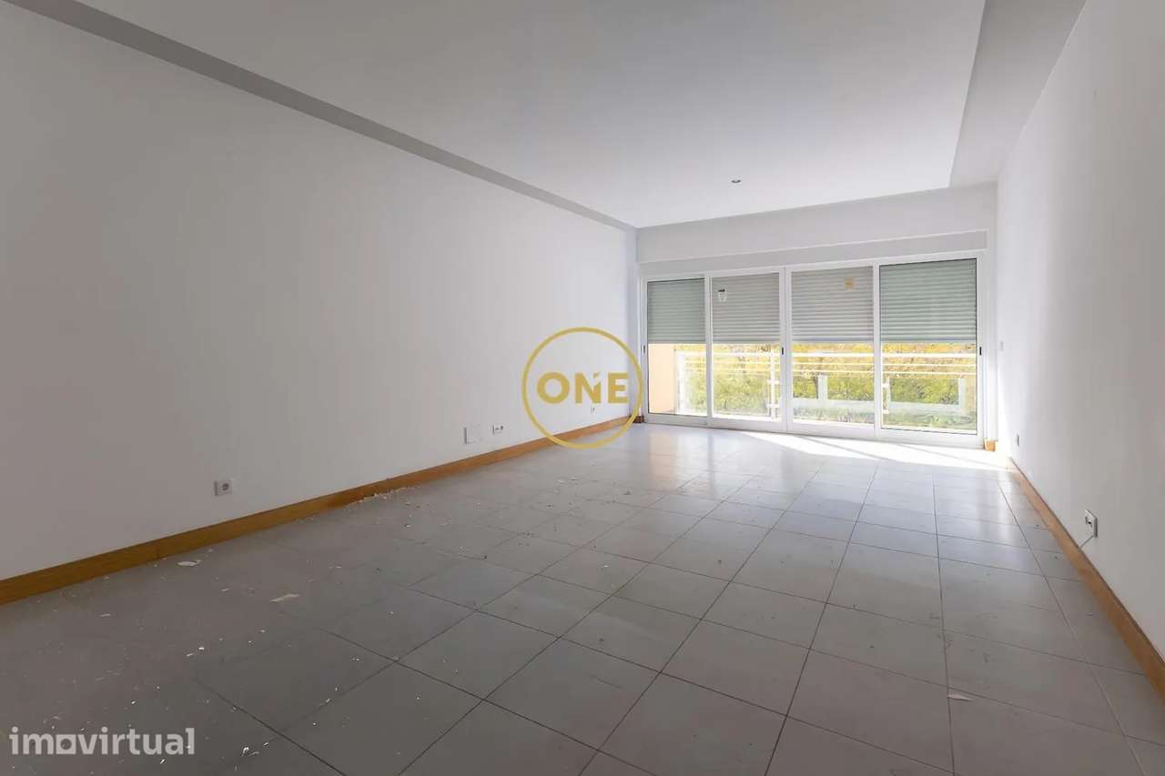 Apartamento T3 | Terraço e Arrecadação | Parqueamento | Pegões Montijo - Grande imagem: 2/26