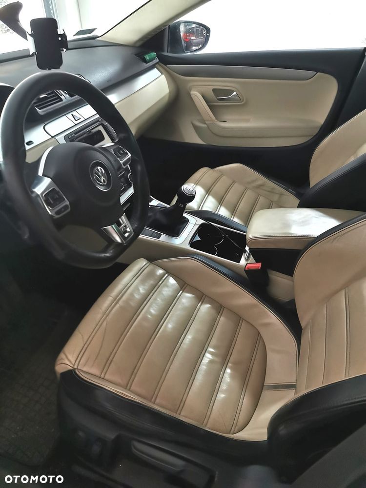 Volkswagen Passat CC - 7