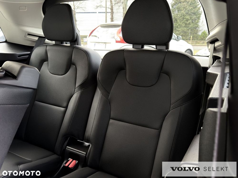 Volvo XC 90 - 16