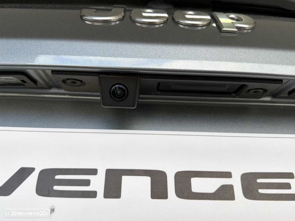 Jeep Avenger 1.2 GSE T3 Altitude - 21