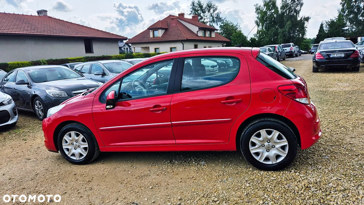 Peugeot 207 120 Automatik Premium - 22