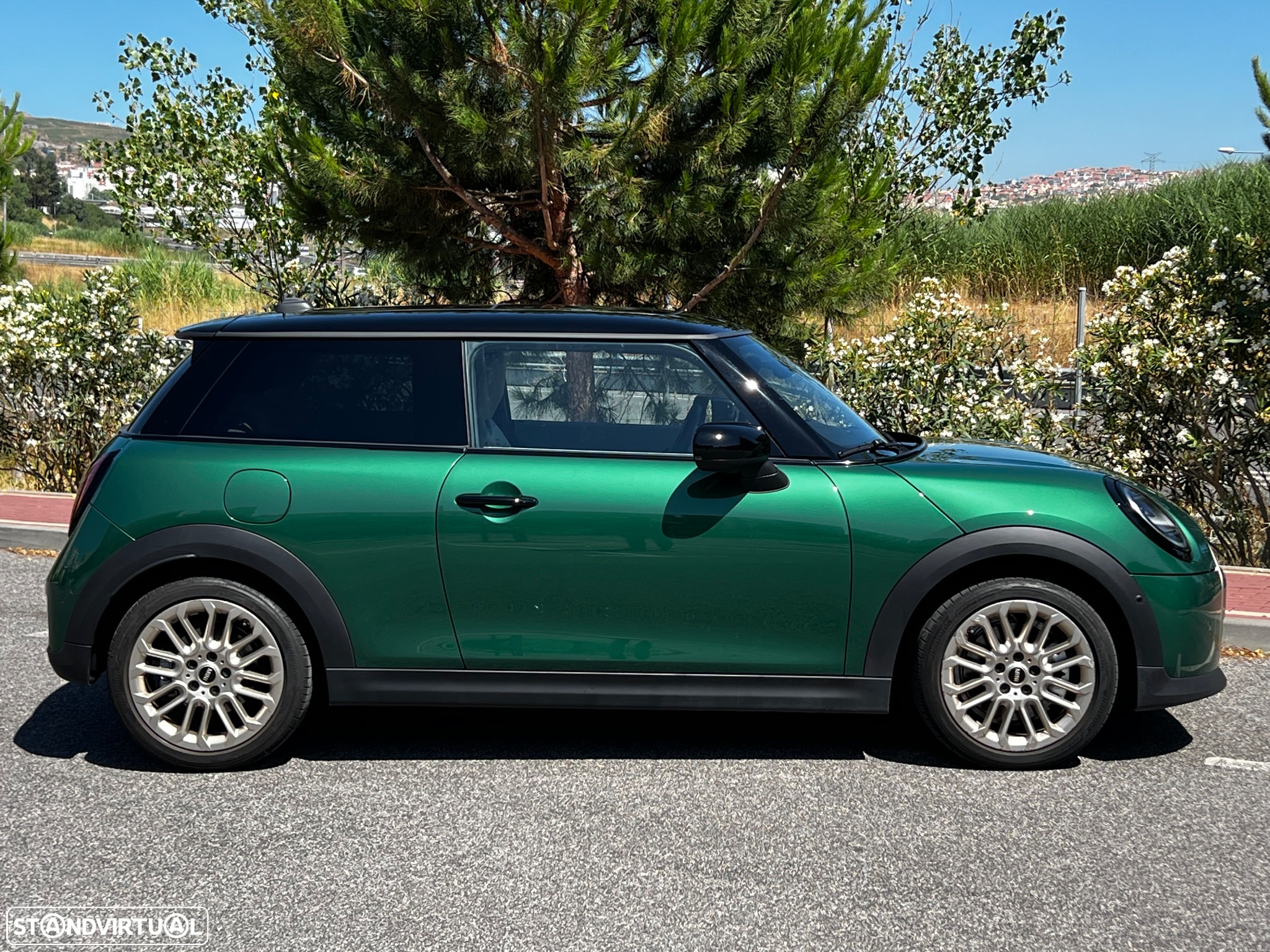 MINI 3 Portas Cooper C Favoured M - 10