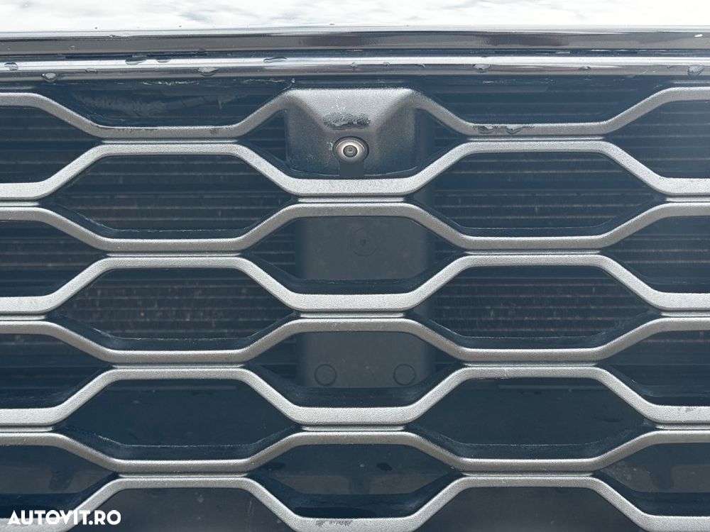 Ford Kuga - 35