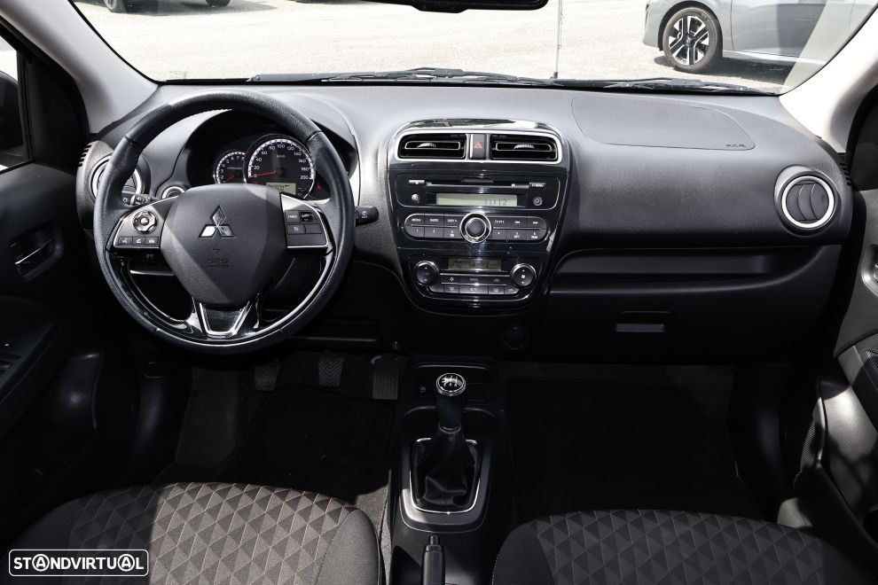 Mitsubishi Space Star 1.2 Intense - 9