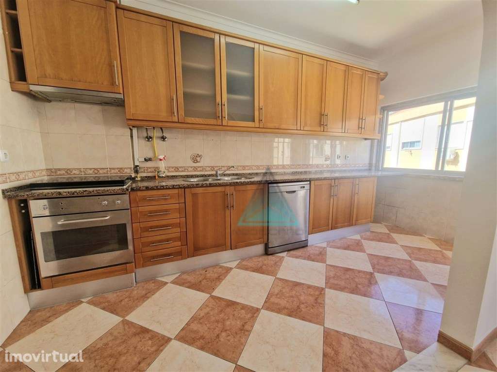 T3 Remodelado * * Torre da Marinha * * Próximo Estação Comboio - Grande imagem: 5/13