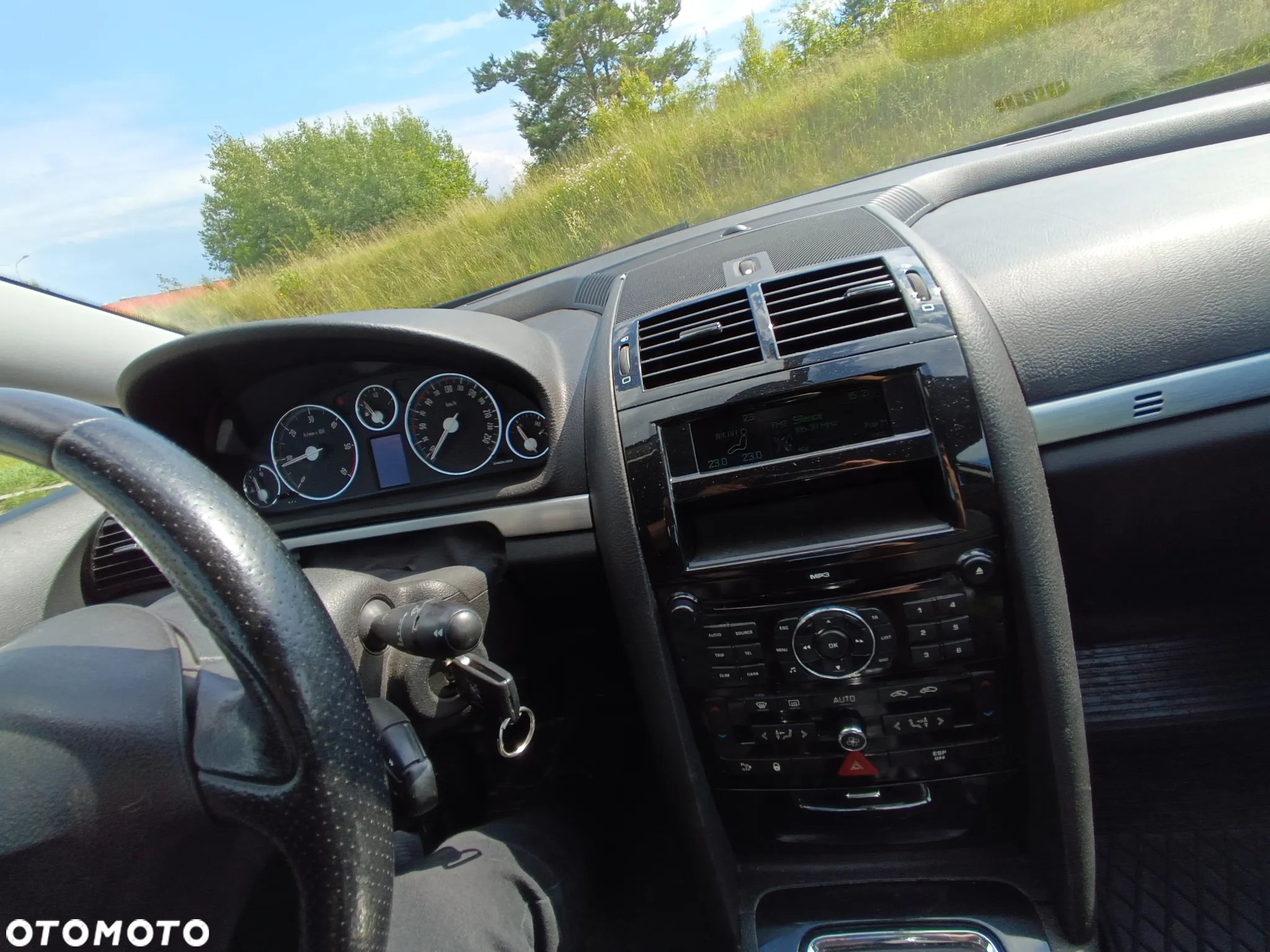 Peugeot 407 - 8