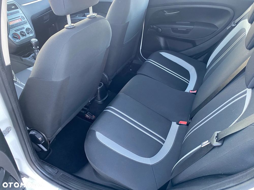 Fiat Grande Punto - 14