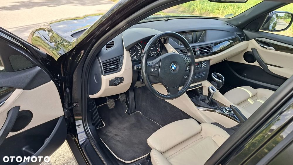 BMW X1 sDrive20d - 24