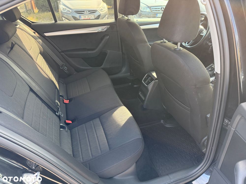 Skoda Octavia 1.8 TSI 4x4 Style DSG - 29