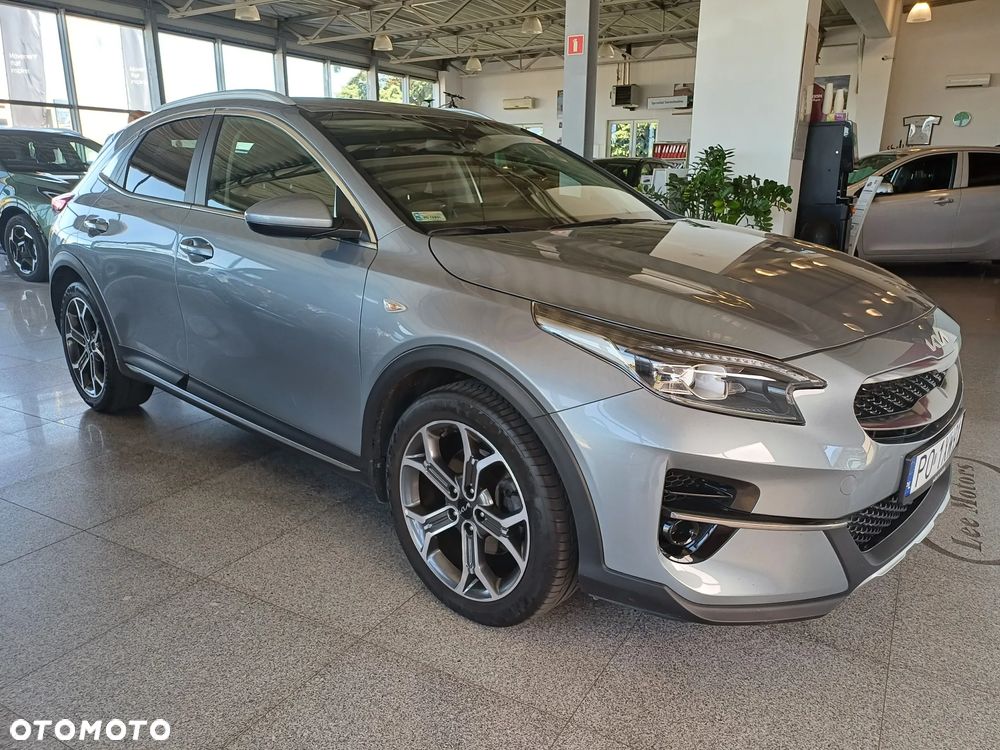 Kia XCeed 1.5 T-GDI M - 8