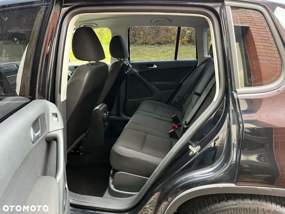 Volkswagen Tiguan 2.0 TDI SCR BlueMotion Technology Sport & Style - 18