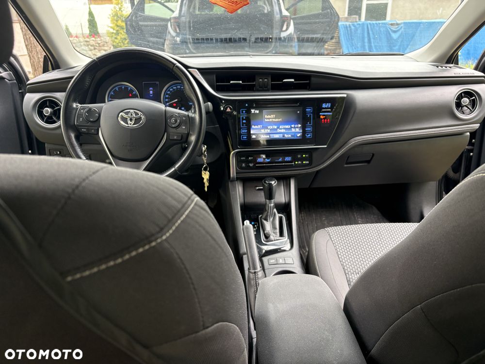 Toyota Corolla - 7