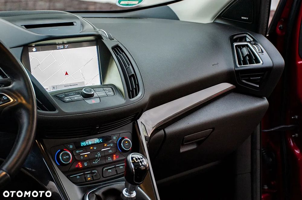 Ford Kuga 2.0 TDCi 4WD Titanium Plus - 36