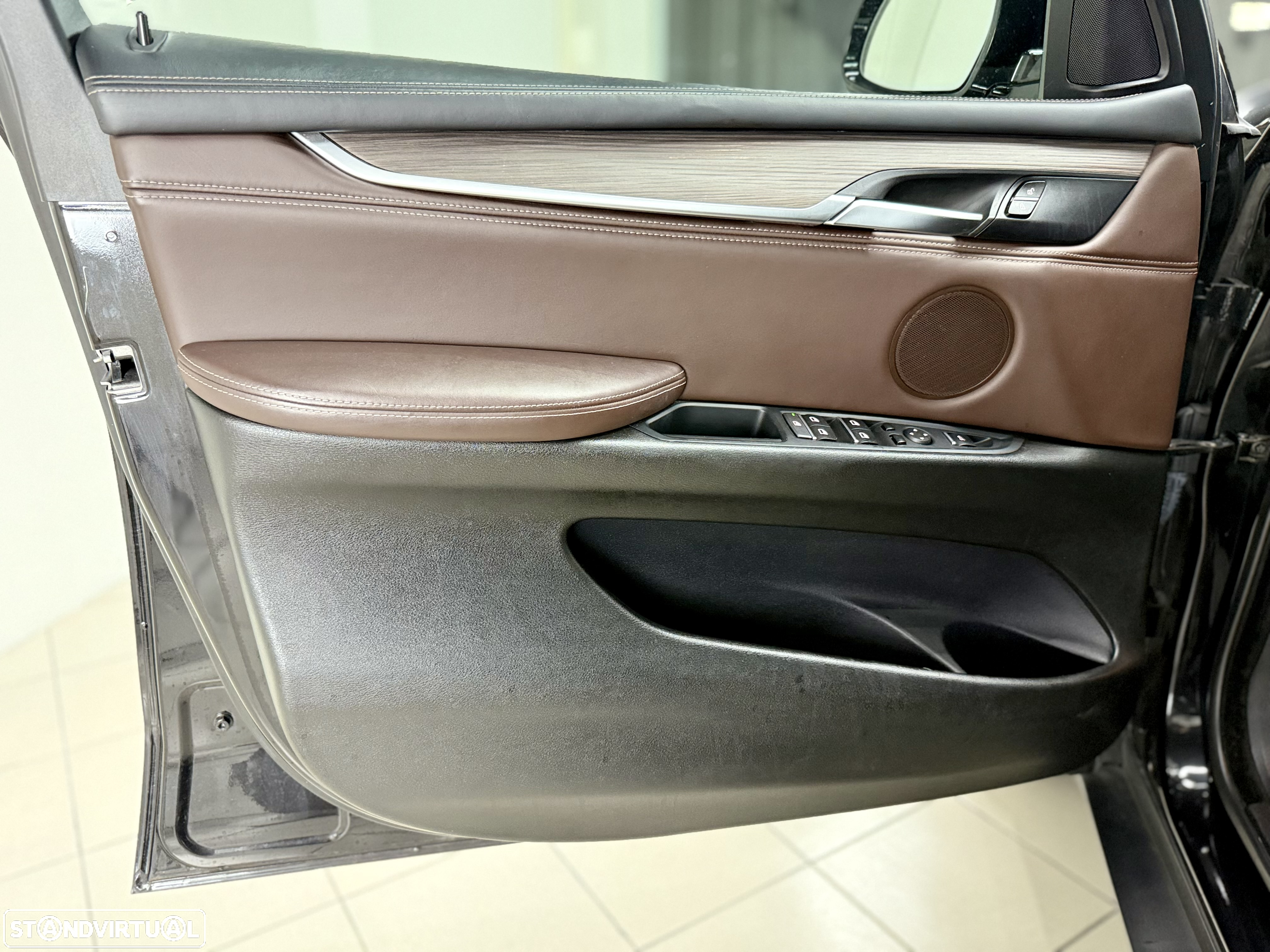 BMW X5 25 d sDrive Comfort 7L - 16