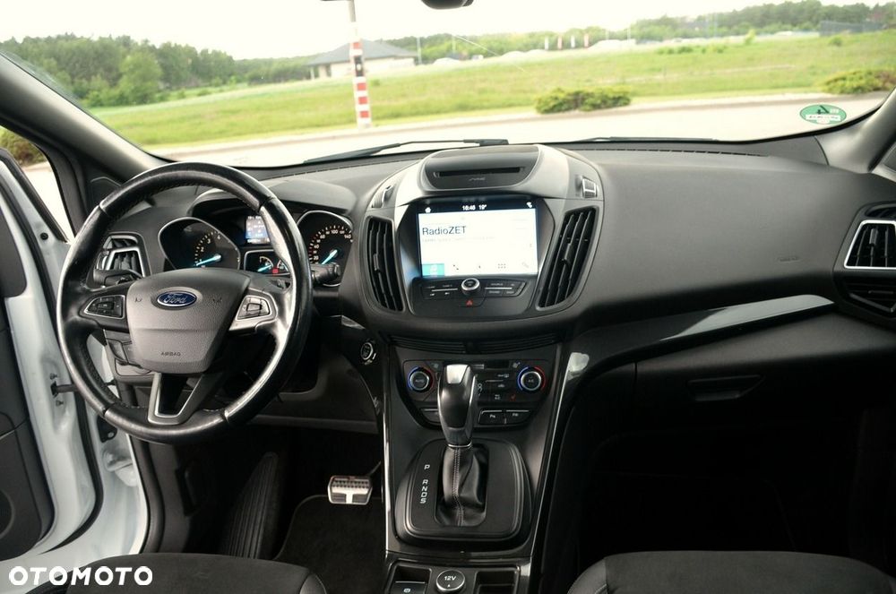 Ford Kuga - 18