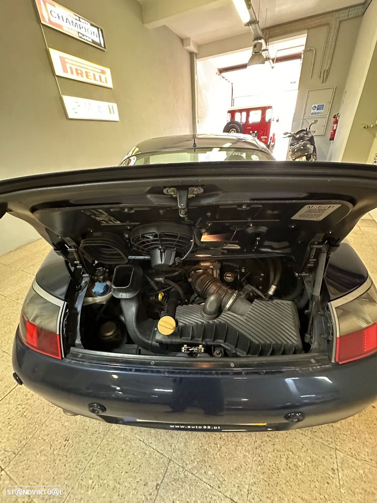 Porsche 911 (996) - 18