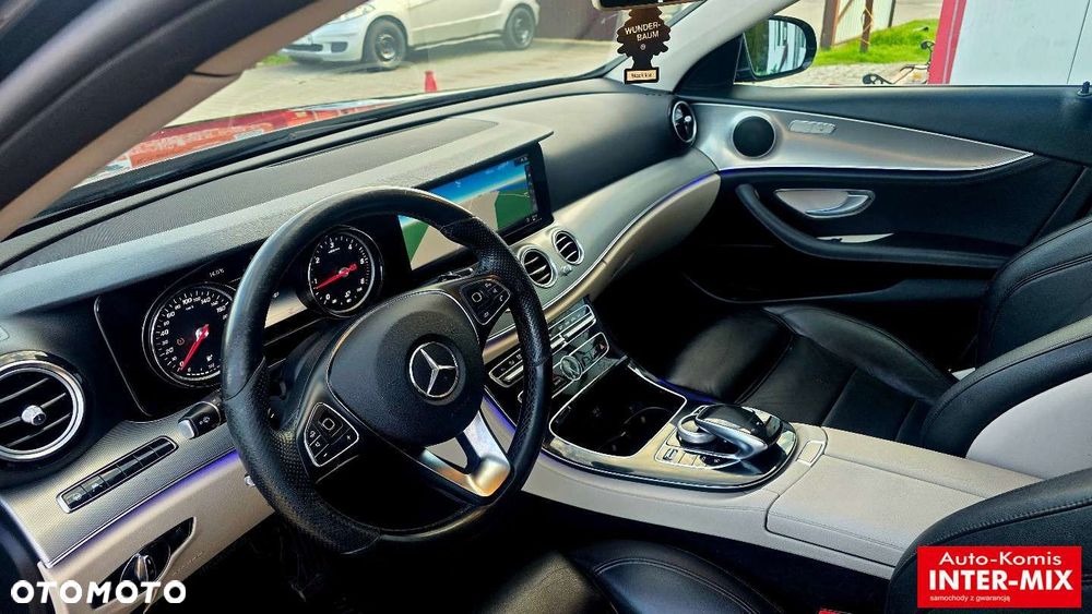 Mercedes-Benz Klasa E 200 d 9G-TRONIC - 27