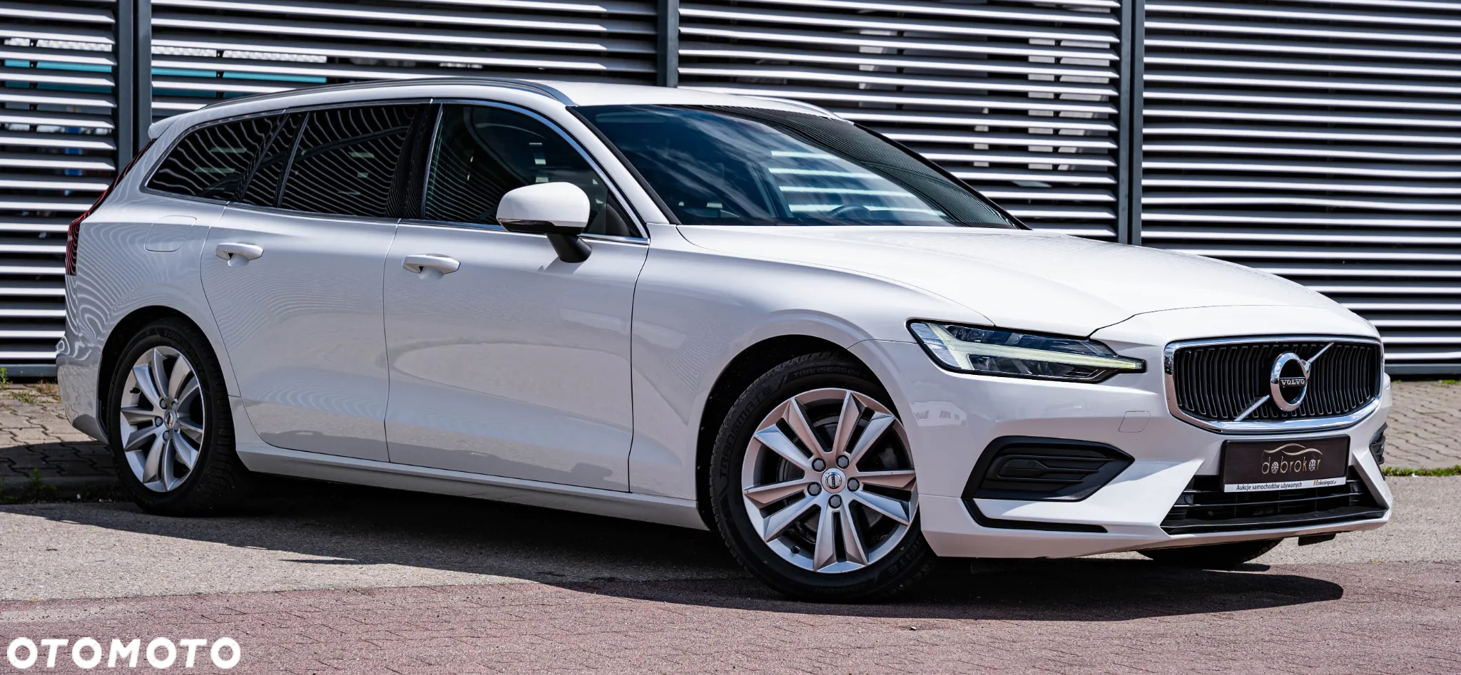 Volvo V60 D3 Geartronic Momentum - 2