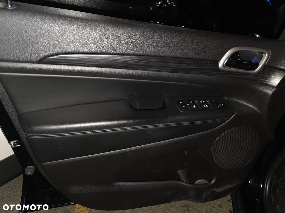 Jeep Grand Cherokee 3.6 V6 Pentastar 4WD Automatik Laredo - 12