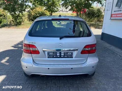 Mercedes-Benz B 180 CDI - 4