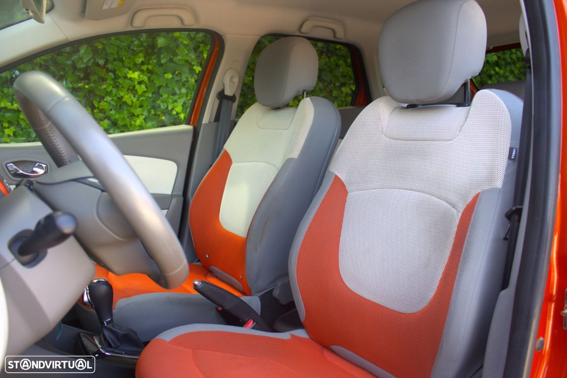 Renault Captur 1.2 TCe Exclusive EDC - 10