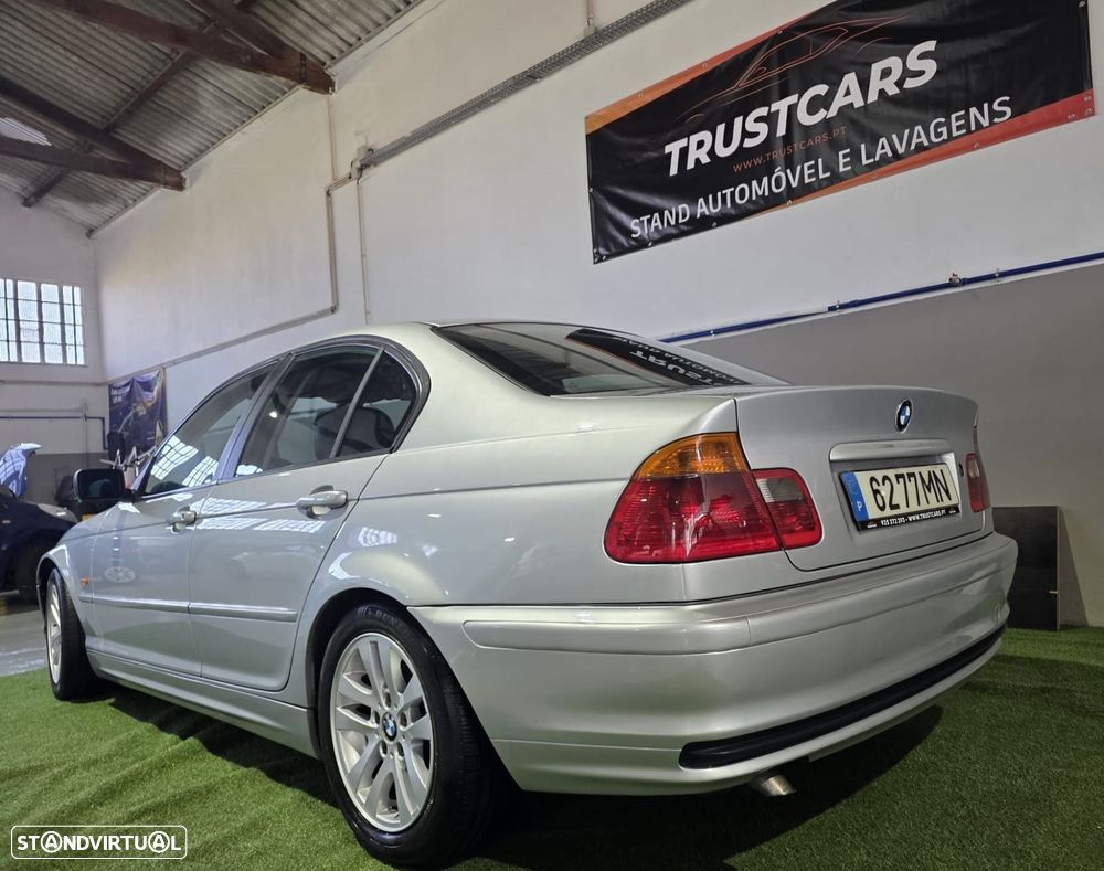 BMW 320 d Touring - 4