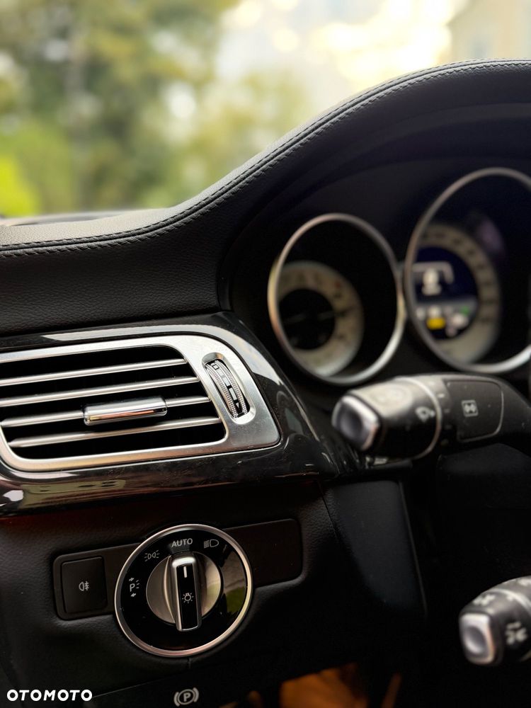 Mercedes-Benz CLS 350 d 4Matic 9G-TRONIC Final Edition - 8