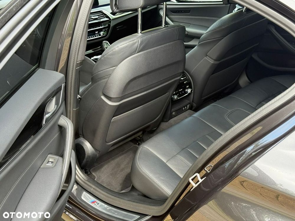 BMW Seria 5 - 23