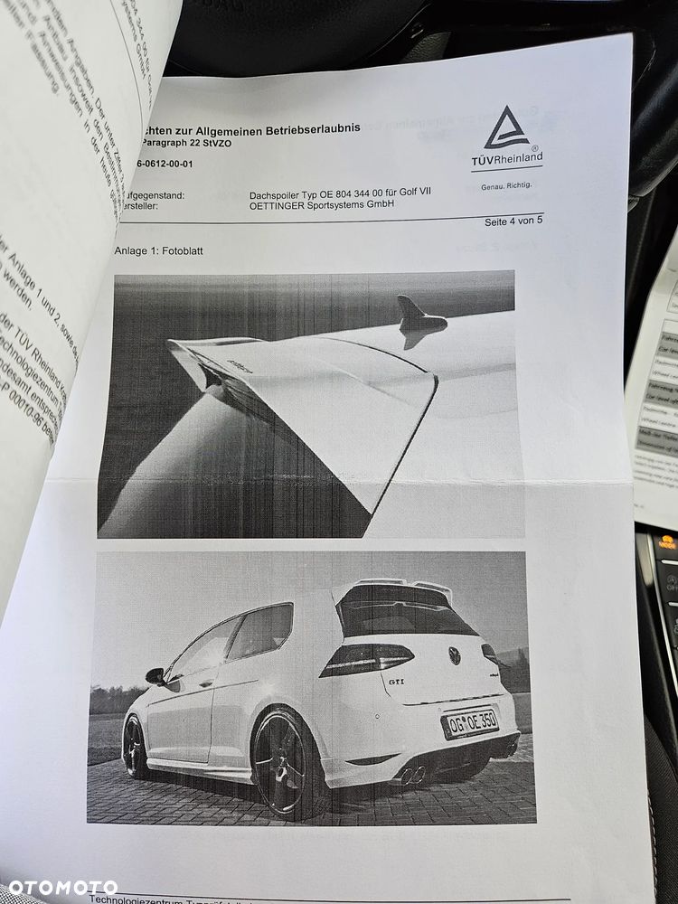 Volkswagen Golf - 32