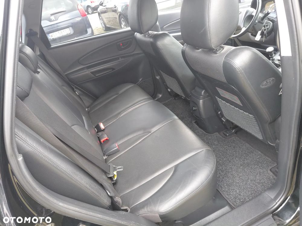 Hyundai Tucson 2.0 CRDi VGT 2WD GLS - 24