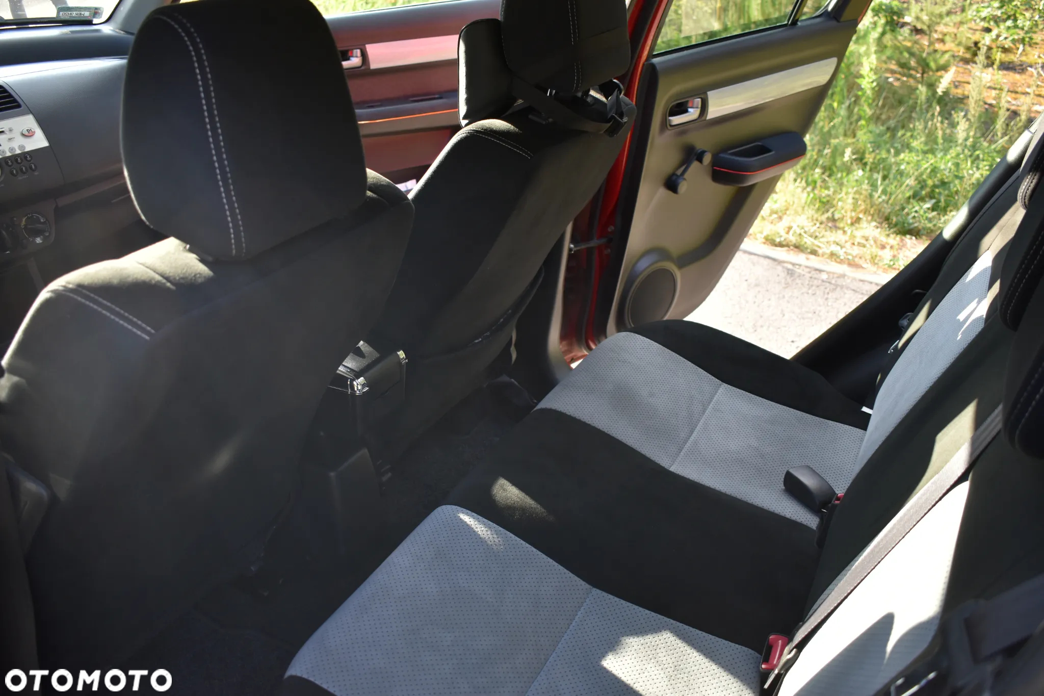 Suzuki Swift - 15