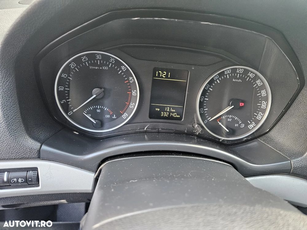 Skoda Octavia 1.6 TDI DPF Classic - 5