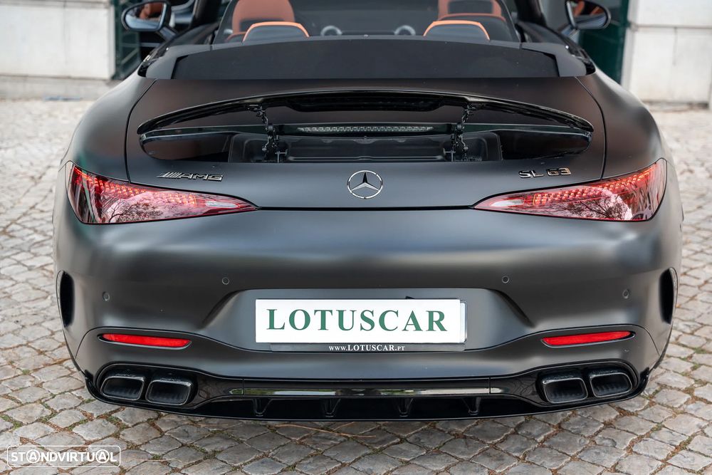 Mercedes-Benz SL 63 AMG 4Matic+ - 23