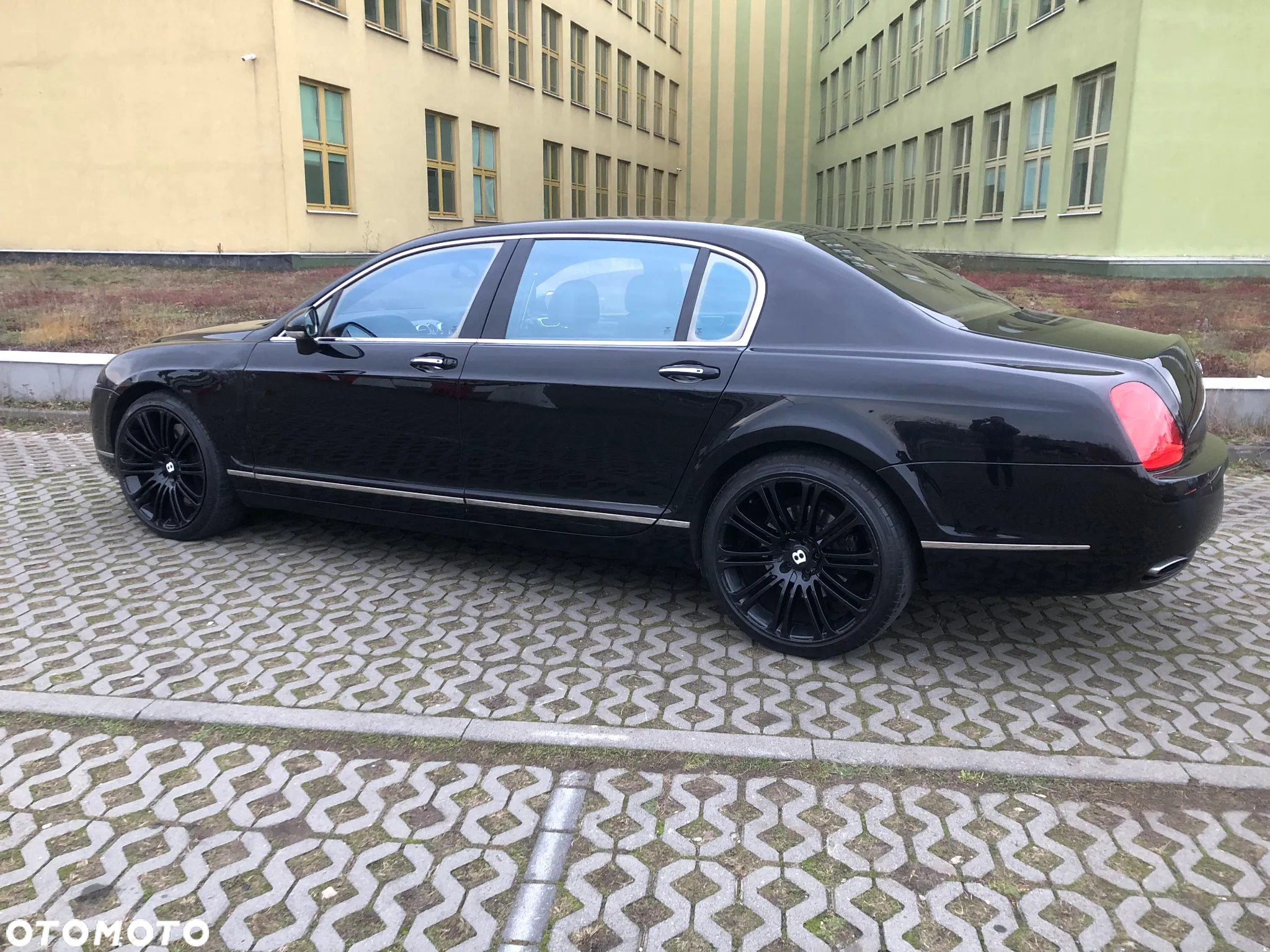 Bentley Flying Spur Continental - 4
