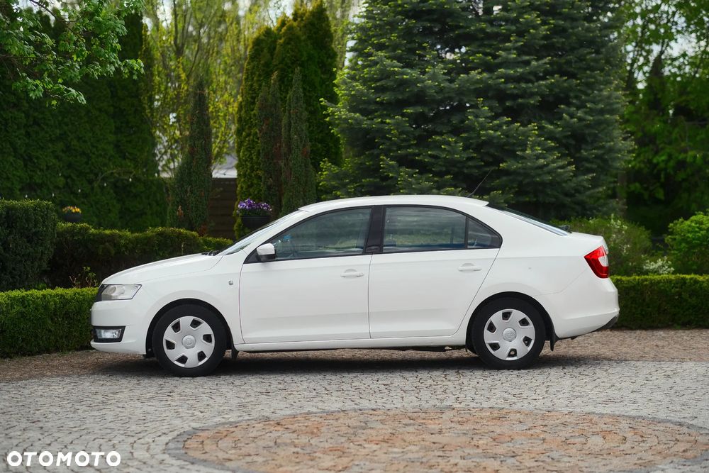 Skoda RAPID 1.2 TSI Elegance - 22