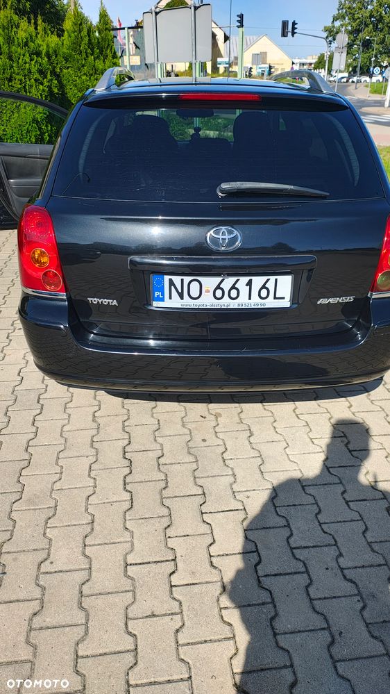 Toyota Avensis 1.8 VVT-i Sol - 12
