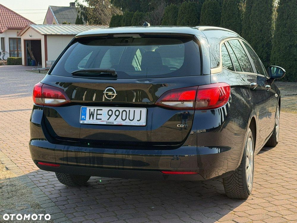 Opel Astra 1.6 CDTI Enjoy - 19