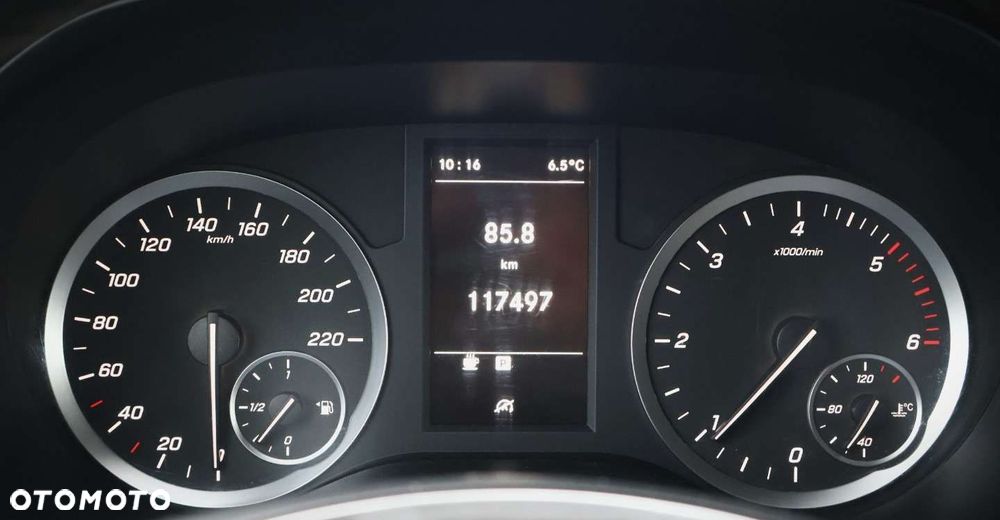 Mercedes-Benz Vito - 17