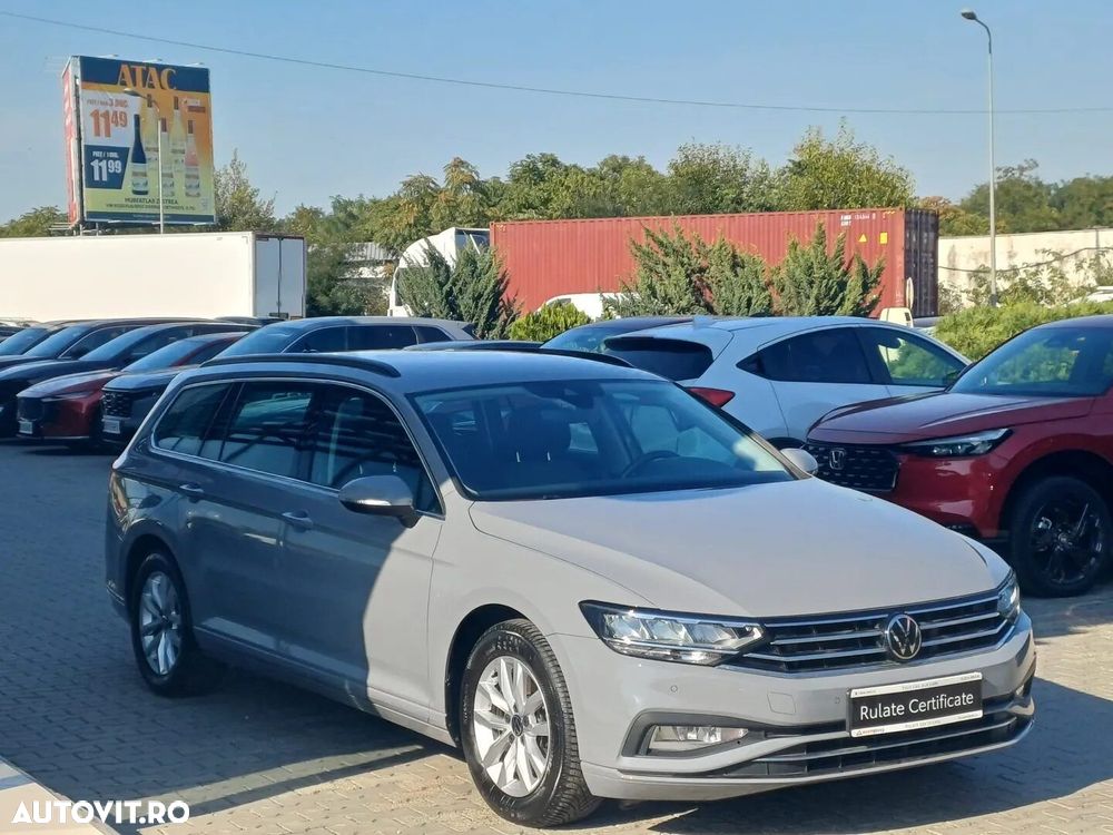 Volkswagen Passat - 4