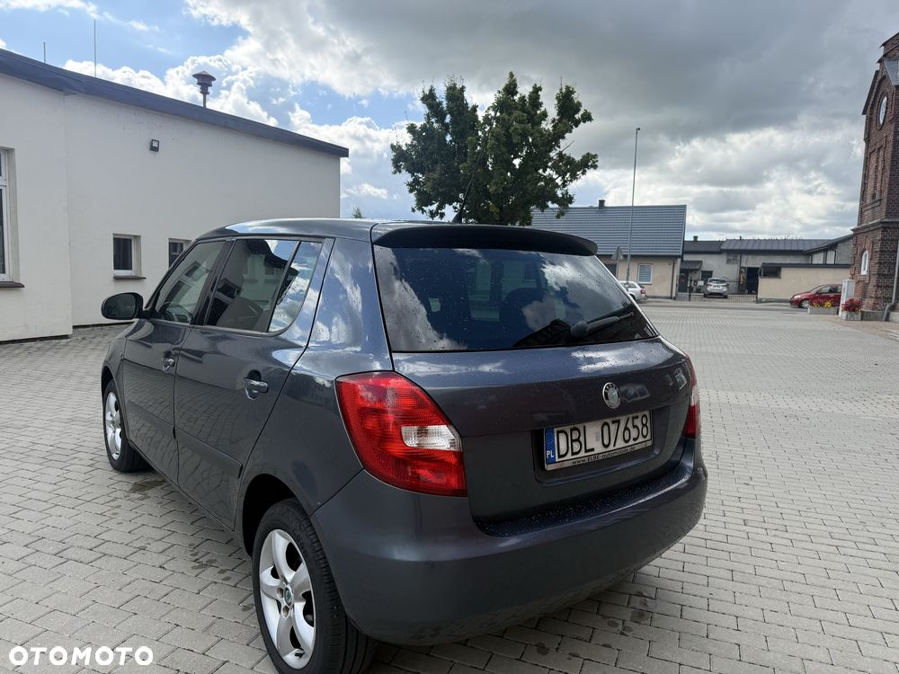 Skoda Fabia - 4