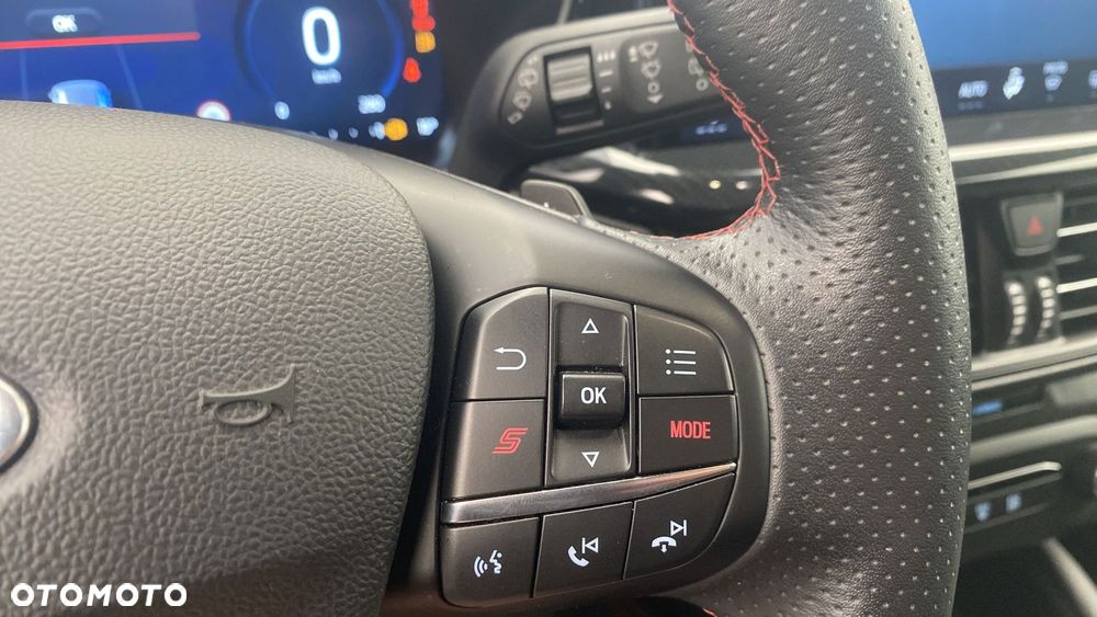 Ford Focus 2.3 EcoBoost ST X - 21